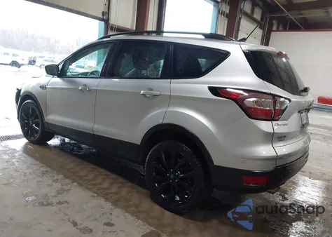 2018 Ford Escape Se из США, поврежденный, VIN 1FMCU9GD9JUA21725